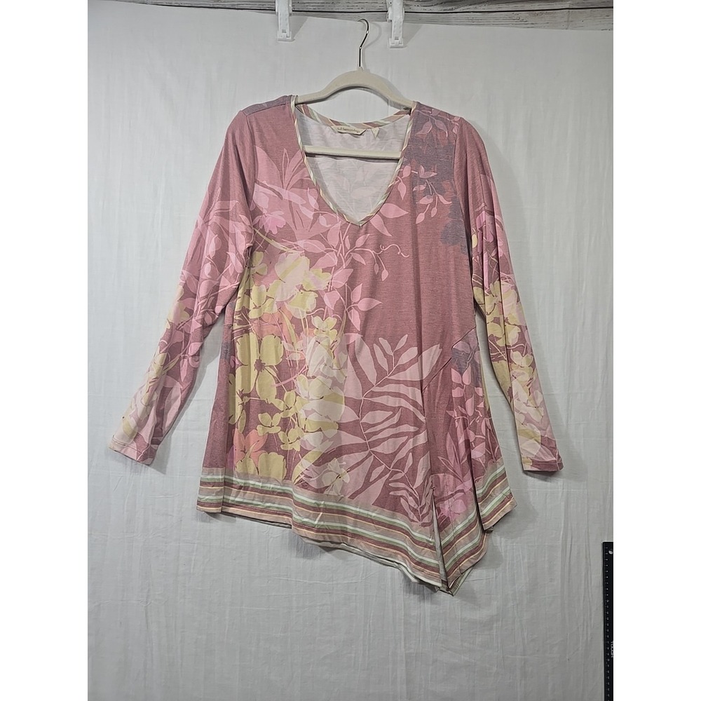 Soft Surroundings Floral Tunic Top Long Sleeves Asymmetrical Hem Women's Small